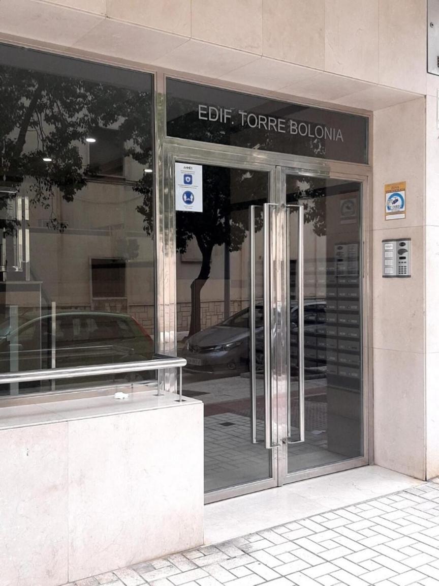 Apartamento Malagueta Breeze Málaga Dış mekan fotoğraf